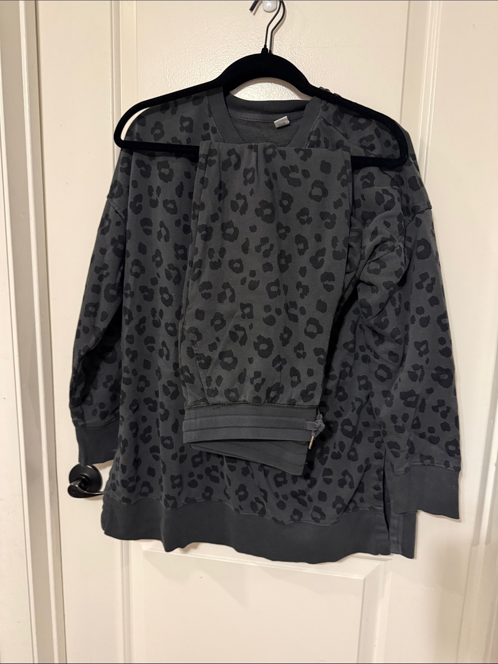 Old Navy Charcoal Leopard Crewneck Sweater